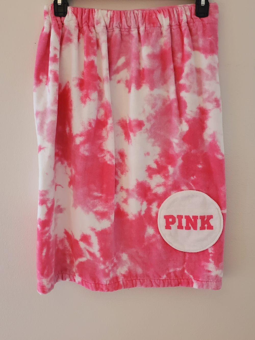PINK Victoria's Secret Tie-Dye Pink & White Bath Wrap Towel